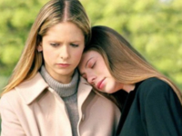 Сара Мишель Геллар прокомментировала смерть коллеги по сериалу «Баффи» Мишель Трахтенберг