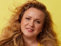 Олеся Жураковская попала в ДТП: виновник сбежал с места проишествия