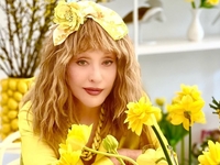 Пугачева оценила свой вид "в 75 без макияжа", опубликовав новые фото