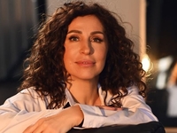 Известная украинская ведущая получила новый паспорт за границей