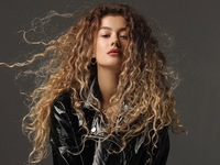 Бывшая участница «ВИА Гры» из РФ Синецкая получила вид на жительство в Украине