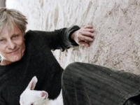 Звезда «Властелина колец» засветился на испанском телевидении в наряде с тризубом