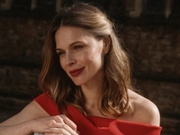 Фреймут поздравила брата-военного с днем рождения и показала их детское фото