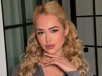 Переможниця «Холостяка-13» натякнула на нові стосунки після розриву з Тереном