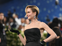 Николь Кидман неожиданно появилась на Met Gala 2025 с короткой стрижкой