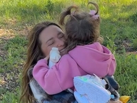 «Приносит каждый день»: Могилевская похвасталась подарками от младшей дочери