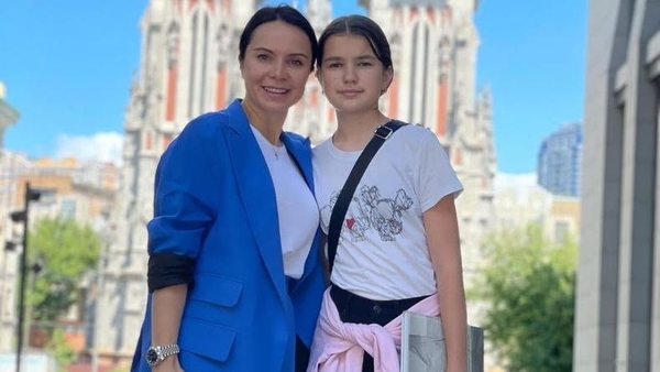 Подкопаева показала фото с выпускного старшей дочери