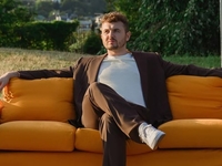 У дом Жени Яновича попал дрон — подробности