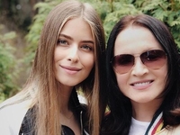 Ротару публично обратилась к внучке, которая живет за границей