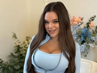 Юлия Верба перенесла еще одну операцию после подтяжки груди