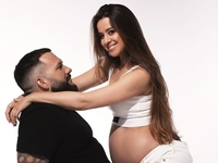 «Нам надо уже»: беременная Slavia сняла видео возле ЗАГСа