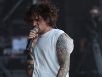 Дантес признался, почему набил так много татуировок