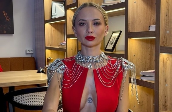Сопонару пояснила, чому вирішила зробити пластику грудей