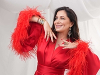 Известная украинская блогер совершила суицид: что известно