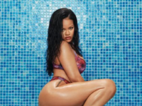 Рианна впервые появилась на ковровой дорожке с двумя сыновьями