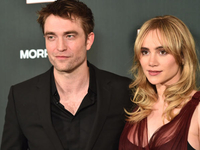 Кохана Роберта Паттінсона потрапила до лікарні через носіння вузьких штанів