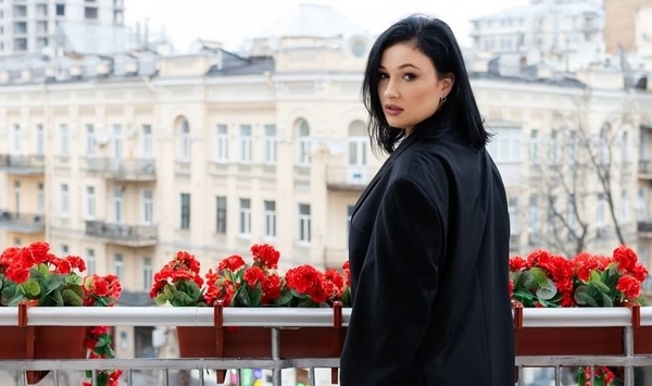 Приходько показала фото со всеми детьми и назвала себя «не идеальной мамой»