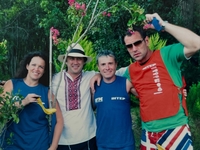 Известный телеведущий показал редкие архивные фото с покойной Русланой Писанкой