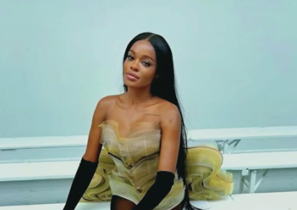 Американская певица публично оскорбила украинского военного, который был в плену