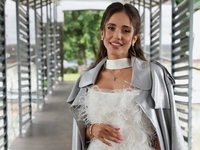 Победительница «Холостяка-10» Ульянова засветила стройную фигуру на отдыхе в бассейне