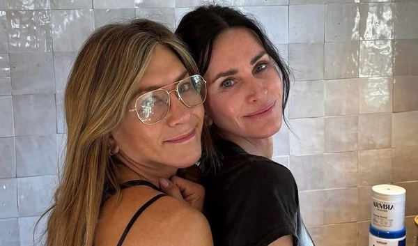 Еністон і Кокс сходили на подвійне побачення зі своїми бойфрендами