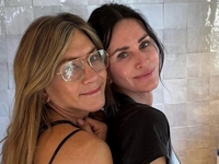 Еністон і Кокс сходили на подвійне побачення зі своїми бойфрендами