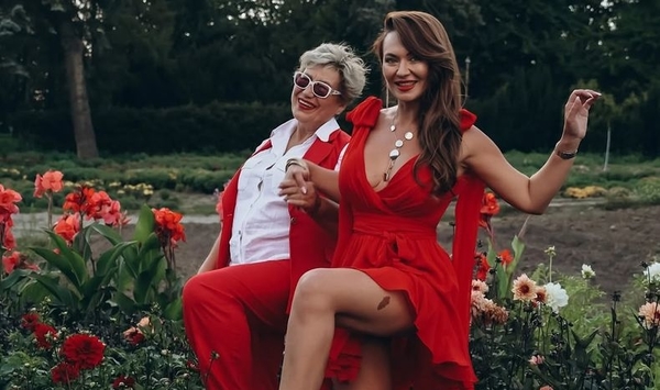 «У цьому році станеш прабабусею»: Саліванчук показала 65-річну маму