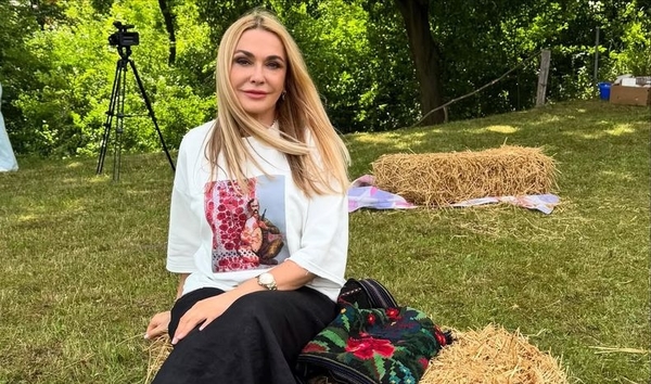 Ольга Сумская показала показала себя в купальнике в восьмидесятые годы