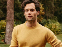 Звезда сериалов «Ты» и «Сплетница» Пенн Бэджли стал отцом двойни