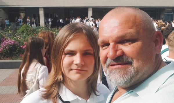 Вирастюк показал одного из пяти сыновей и рассекретил, в какой вуз он поступил