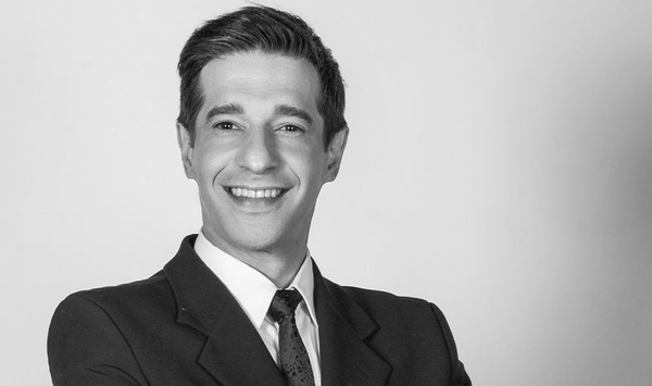 Дочь погибшего Максима Нелипы получила его посмертную награду