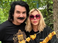 «Интимная встреча»: Зибров показался на шашлыках с Билык