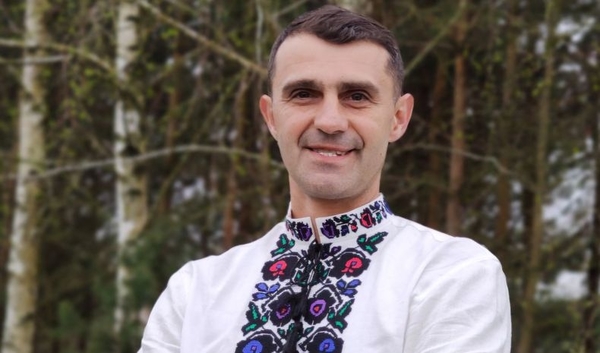 Звезда «Лиги смеха» Стадницкий показал архивные фото со своей свадьбы в селе