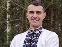 Звезда «Лиги смеха» Стадницкий показал архивные фото со своей свадьбы в селе