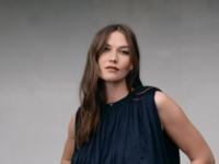 Супермодель Карли Клосс стала многодетной мамой