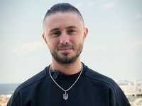 Не узнать: Тарас Тополя показал себя с темными волосами 17 лет назад