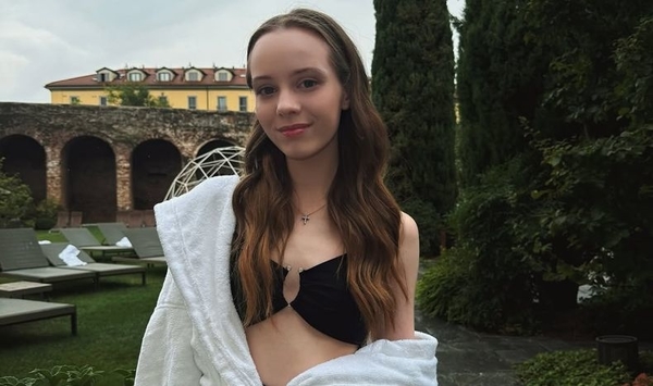 Кудашова объявила о разрыве с бойфрендом, который старше ее на 10 лет