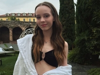 Кудашова объявила о разрыве с бойфрендом, который старше ее на 10 лет