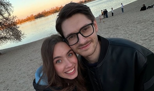 Зірка серіалів «Реванш» та «Голова» Лісничий пропонував дівчині-акторці