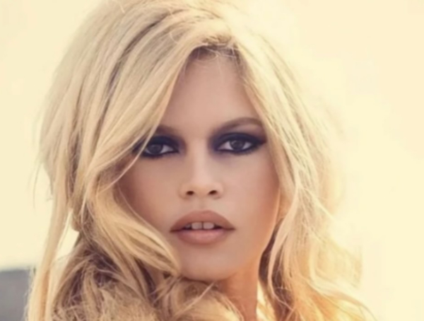 Брижит Бардо «похоронили» в сети: реакция 91-летней кинозвезды