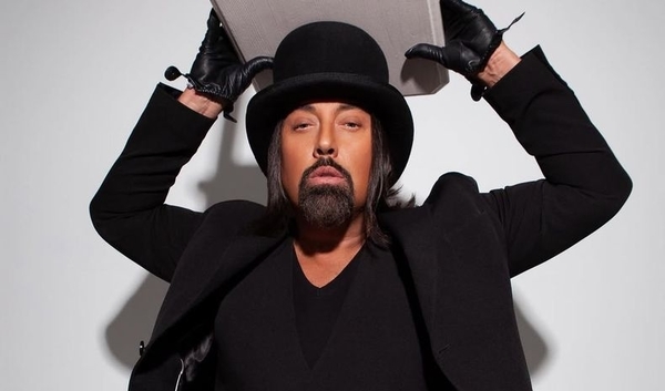 Известный певец рассказал о неудачном опыте уколов для похудения