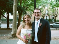 Звезда «Игры престолов» Айзек Хемпстед-Райт женился: фото со свадьбы