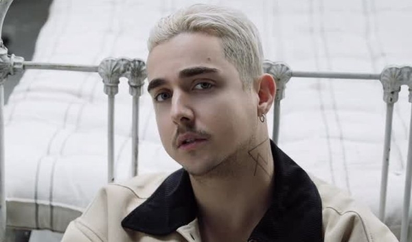 Известный украинский певец заявил, что его преследовал депутат