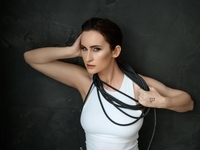 Солистка GO_A после поцелуя с девушкой высказалась о своей сексуальной ориентации