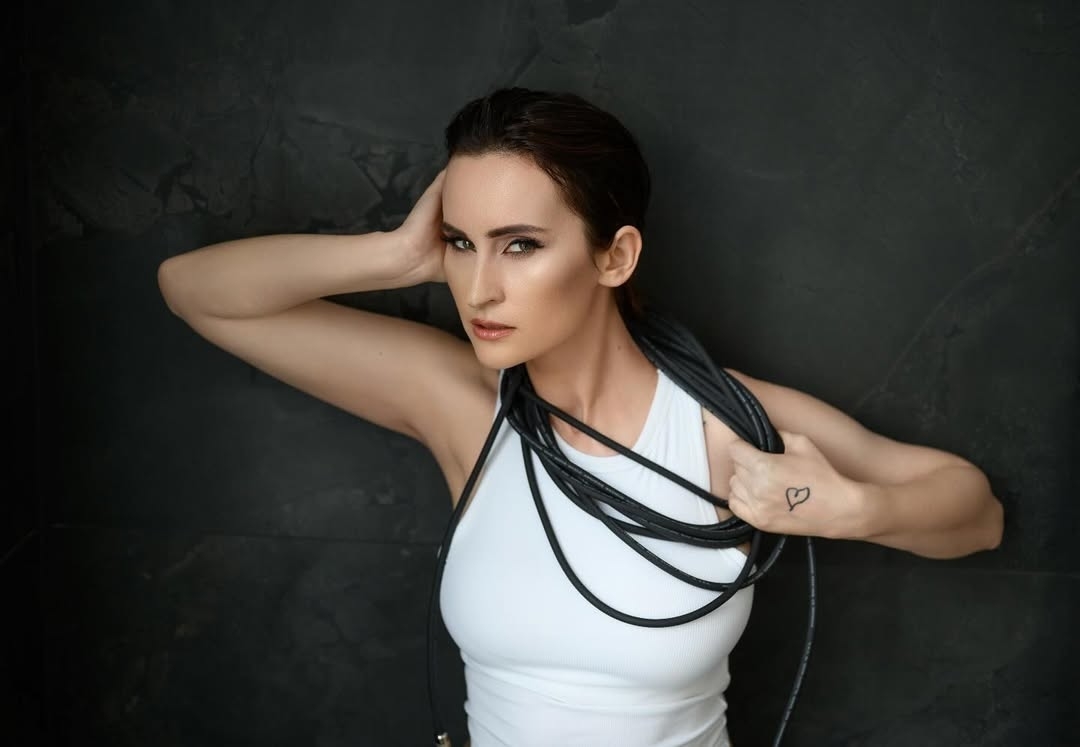 42ac0eeee0aca29a38e19725d915deeb resize crop 1xquality 100xallow enlarge 0xw 0xh 0