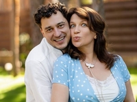 Синельников объявил о беременности жены в свой 44-й день рождения