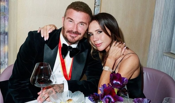 Жена Бекхэма показала, как они отпраздновали получение им рыцарского звания