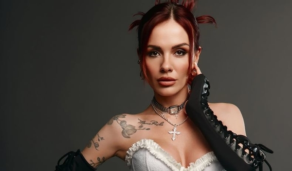 MamaRika обратилась к фанам после наркоза: забавное видео