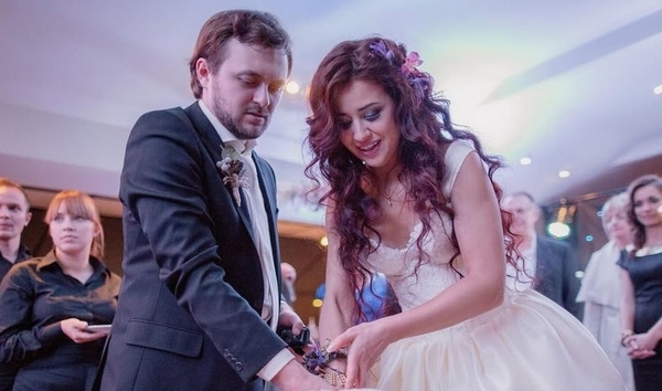 Экс-жена Дзидзьо поздравила его с 42-летием, показав фото с юности