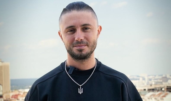 Тарас Тополя показал селфи с сыном и поздравил его с юбилеем